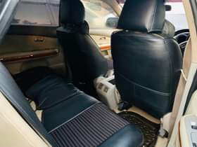 A picture of Toyota harrier kawundo 2006 manufactured 2 40 CC Clean interior