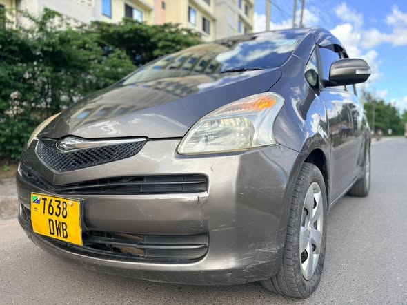 A picture of Toyota ractis