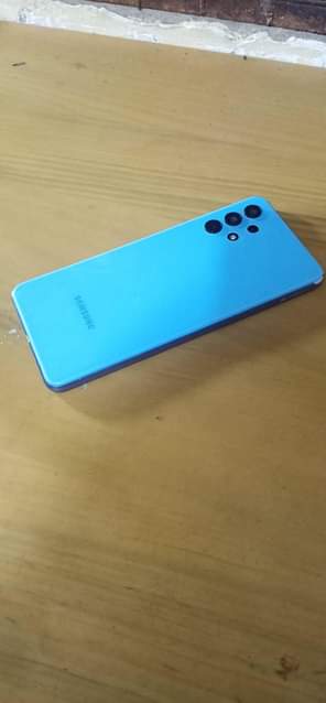 A picture of SAMSUNG A34 5G Rom 4 gb 64