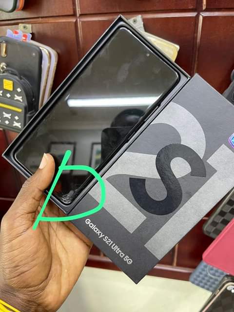 A picture of Samsung s21 ultra 5G