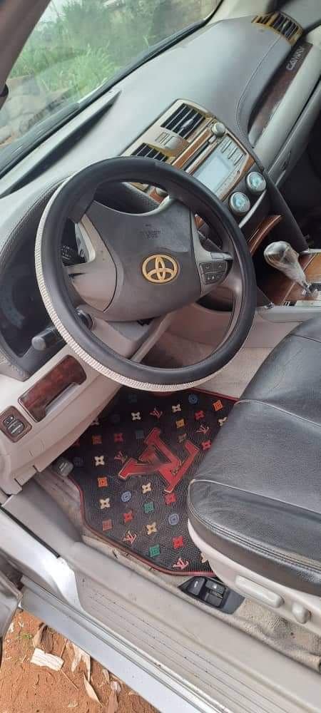 A picture of Sharp 09 v4 venza in perfect conditions car is very