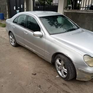 A picture of 2006 Mercedes Benz C200 Pure first Body