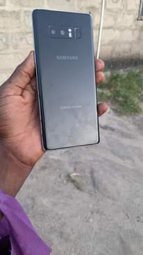 A picture of Samsung Galaxy gb64 ram6 net4g wah chp krek kdg dot
