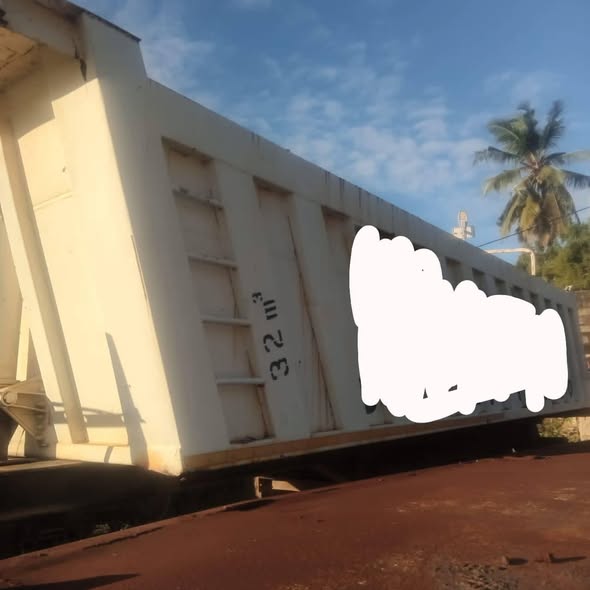 A picture of TRAILER 0620356906