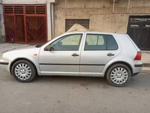 A picture of Volkswagen golf 4 Manual transmission Sound Ac chilling Port Harcourt