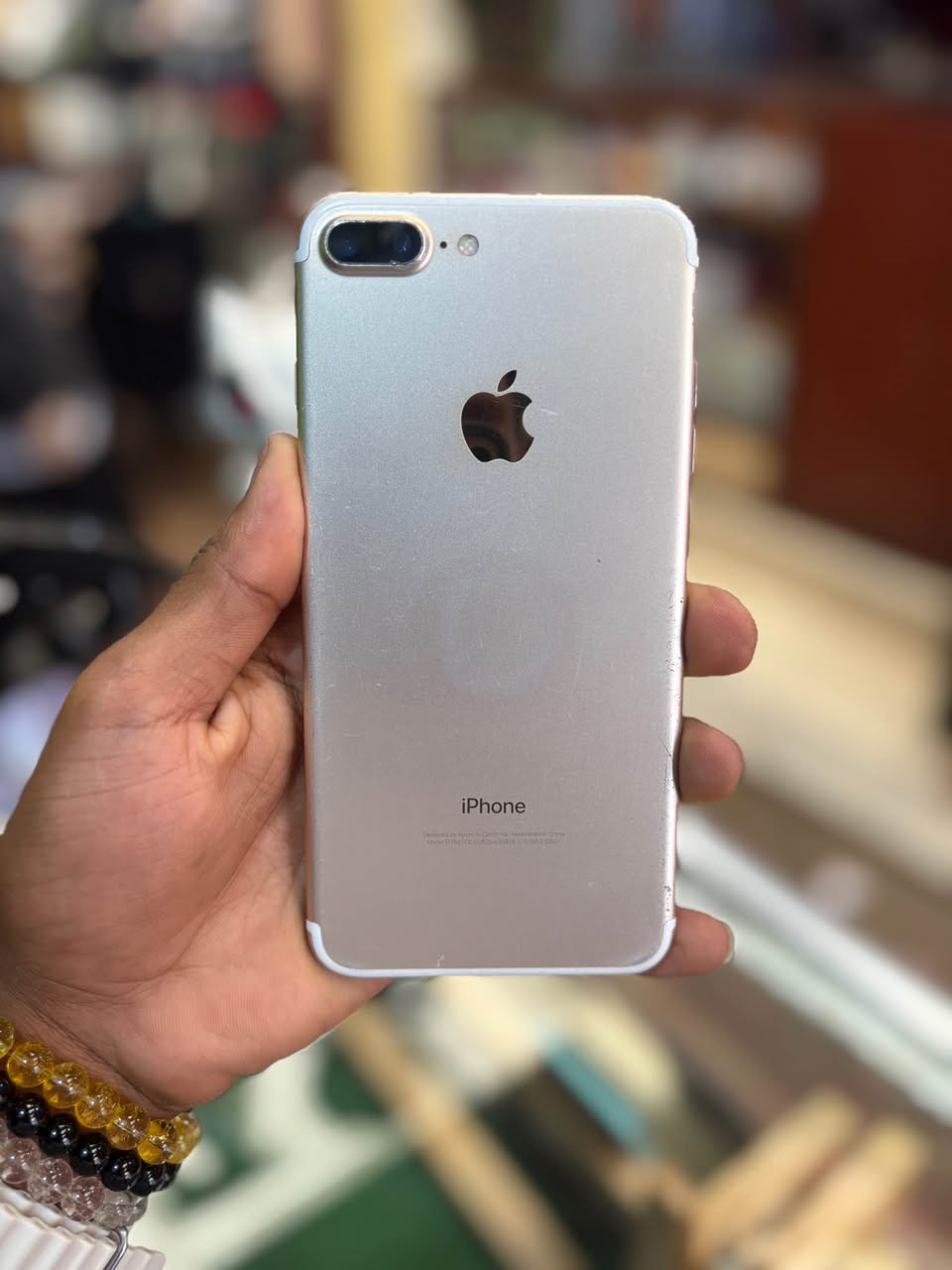 A picture of iPHONE 7 PLUS