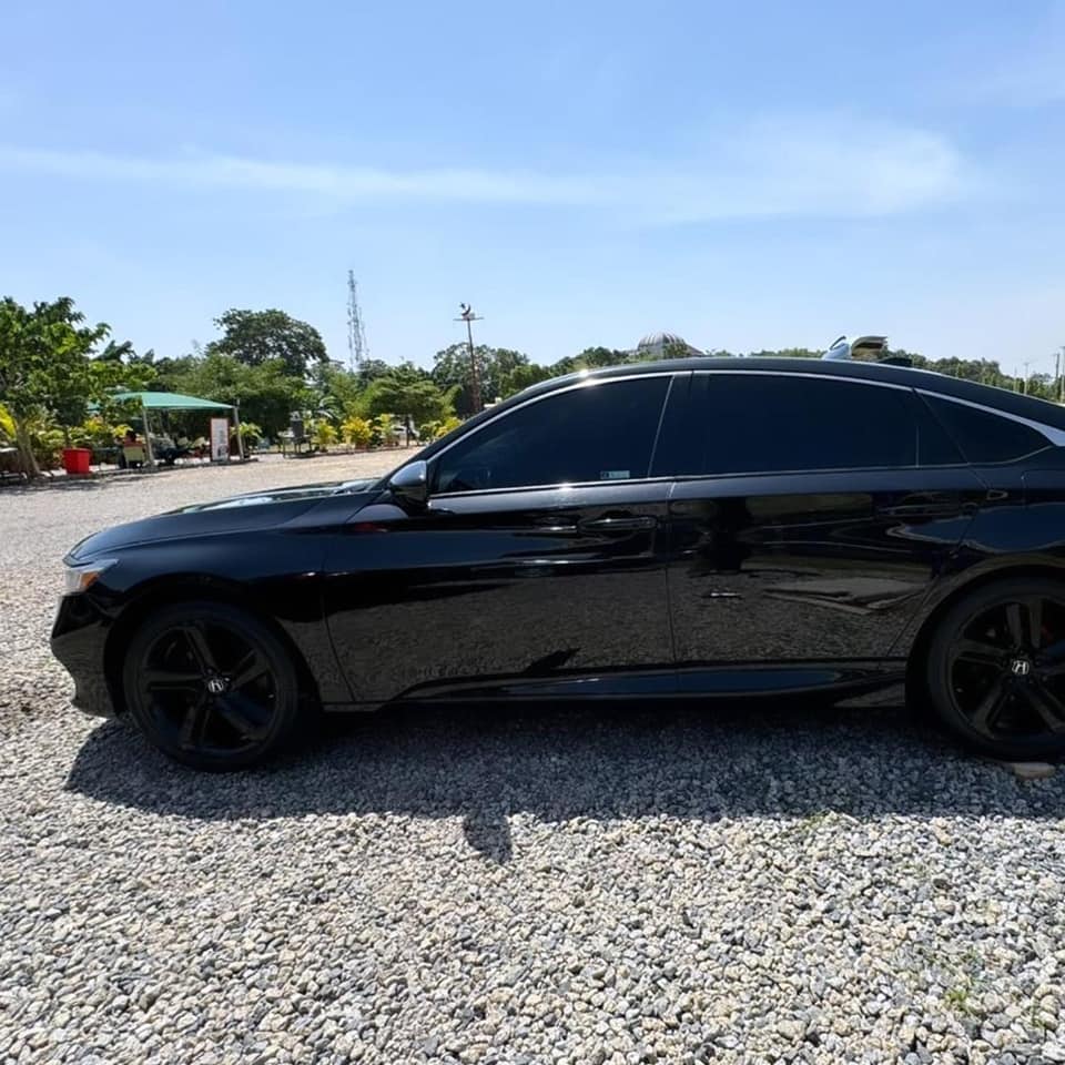 A picture of Distress Honda Accord 2018 buy and drive at maitama Price