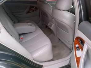 A picture of Automatic transmission Keyless entry leather seat reverse camera Alloy wheel