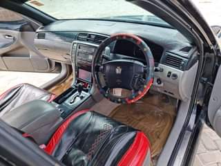 A picture of 2006 Toyota Crown athlete