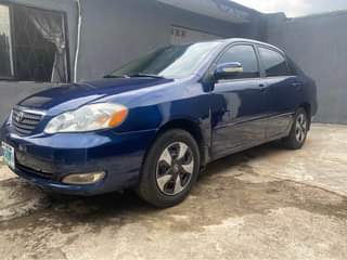 A picture of Toyota Corolla 04