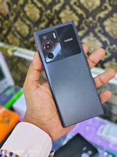 A picture of Nubia z40pro