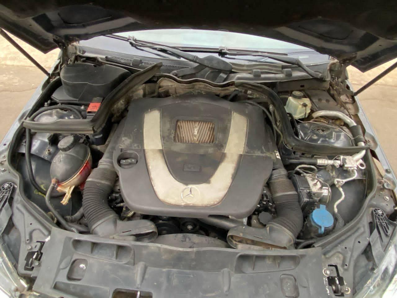 A picture of Car