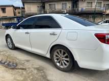 A picture of Sharp Toyota carmry sound engine and gear AC cooling year