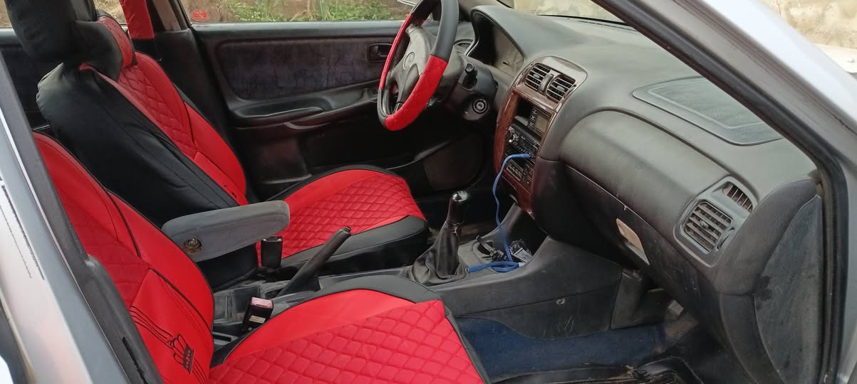 A picture of Mazda 626 Manual gear