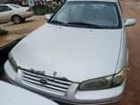 A picture of 2000 Toyota Camry tiny light Saloon