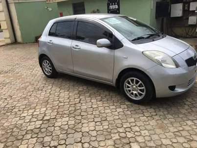 A picture of 07077166168 Toyota yeris