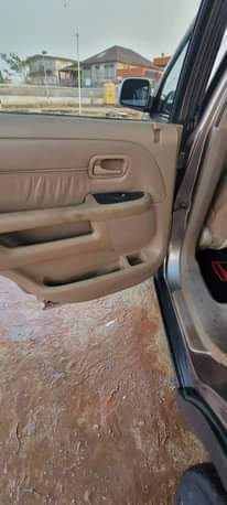 A picture of 2005 Honda crv