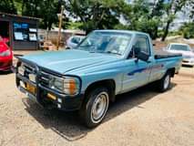 used toyota hilux