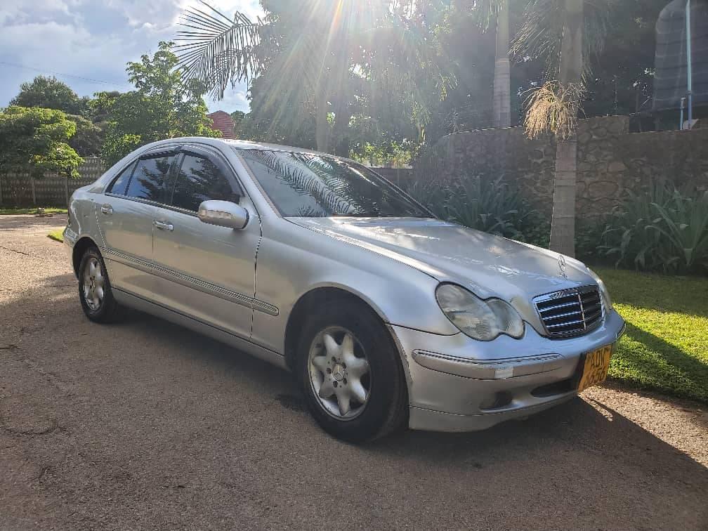 classifieds/cars mercedes