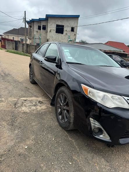 A picture of Toyota camry 2012 Tokunbo Standard