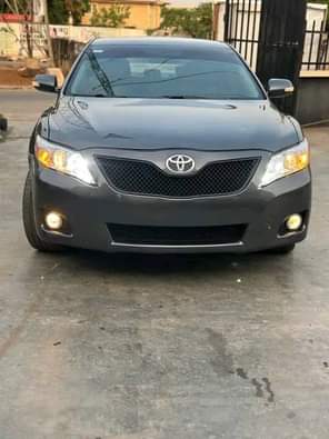 A picture of REGISTERED 2008 TOYOTA CAMRY LE Navigation system Reverse Camera Sunroof