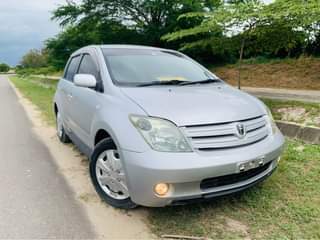 A picture of Toyota IST