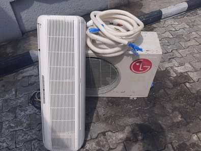 A picture of Items for sale 1.5hp clean Lg AC n accessories 235k