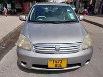 A picture of TOYOTA RAUM NAIUZA MIL 8 5 0743435416