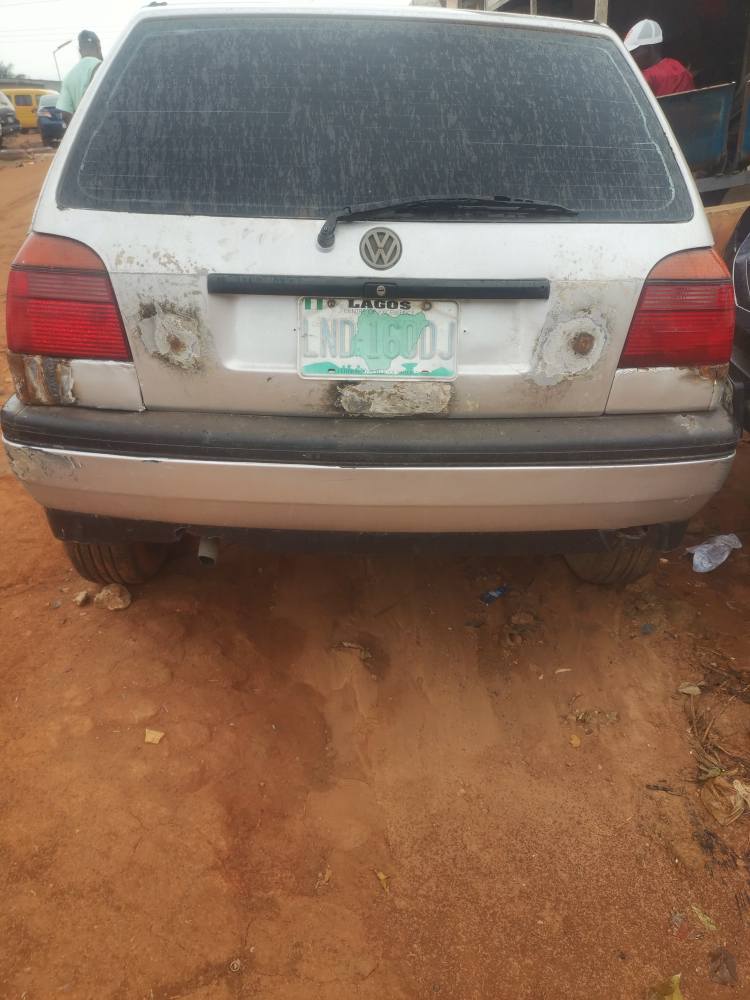 A picture of Volkswagen Golf 3 Automatic drive 1.6M 08032460788