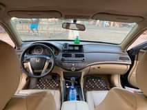 A picture of Honda Accord 2011