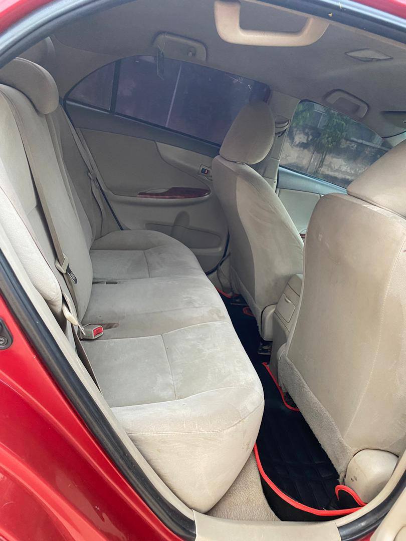 A picture of standerd 209 Toyota Corolla