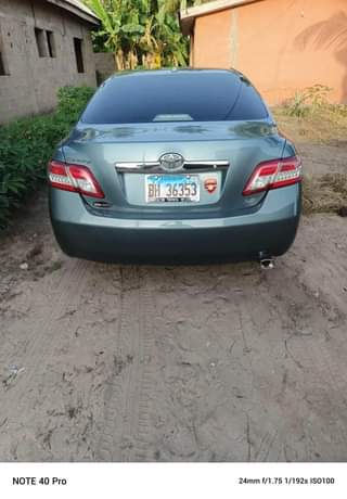 A picture of Toyota Camry 09 010 model