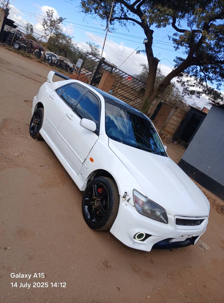 used toyota altezza