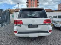 A picture of Landcruiser VxR