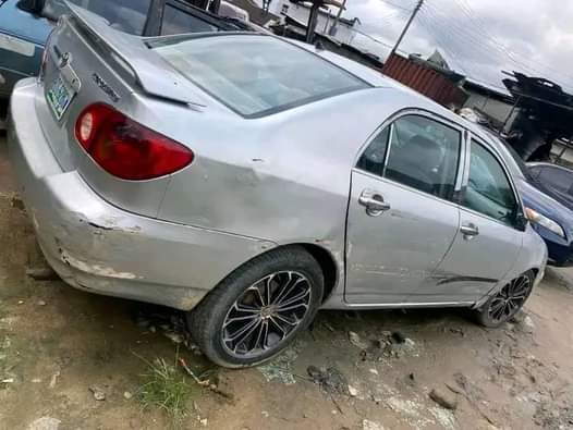 A picture of FASTEST FINGER DEAL 2m Dealers market Toyota Corolla 04 Engine