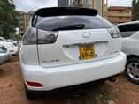 A picture of Toyota Harrier Model 2006 Engine 2 4cc Price 36M Available