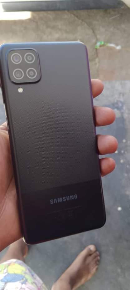 samsung a12