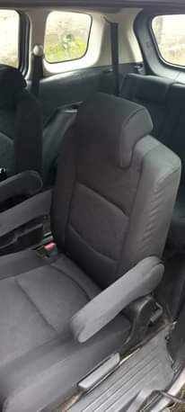A picture of Mazda 5 O8O64477730