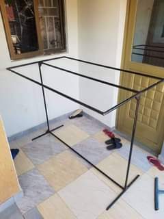 A picture of Metallic Boutique hang line