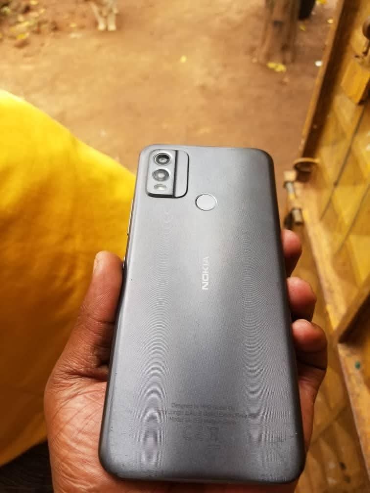 A picture of Nokia c22