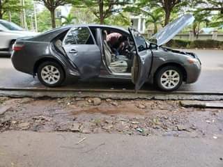 A picture of MASSIVE DISTRESS ALERT TOYOTA CAMRY MUSCLE 08 FULL OPTION WITH
