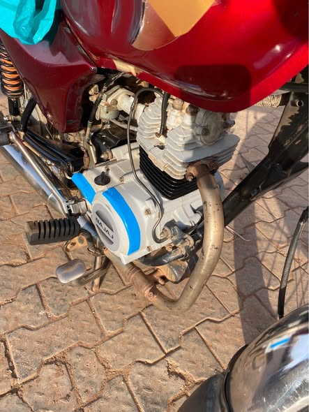 A picture of Boxer bajaj for sale Price 570k Location nyanya checking point