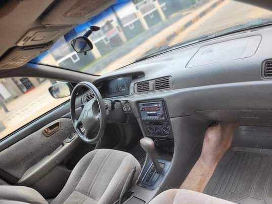 A picture of 2000 Toyota camry 2000