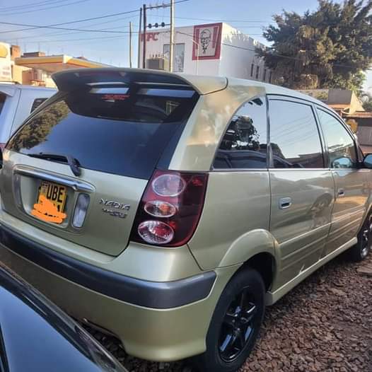 toyota nadia