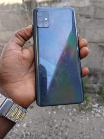 A picture of Samsung Galaxy a51 kipengel camera haipig gb128 ram4 net4g 0686820249