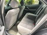 A picture of TOYOYA CAMRY LE 2000 FOR SALE 2349035015509 4plug engine automatic