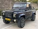 A picture of LAND ROVER DEFENDER PRICE 45 MILLION.CALL ME ON 0789675638 0711850036