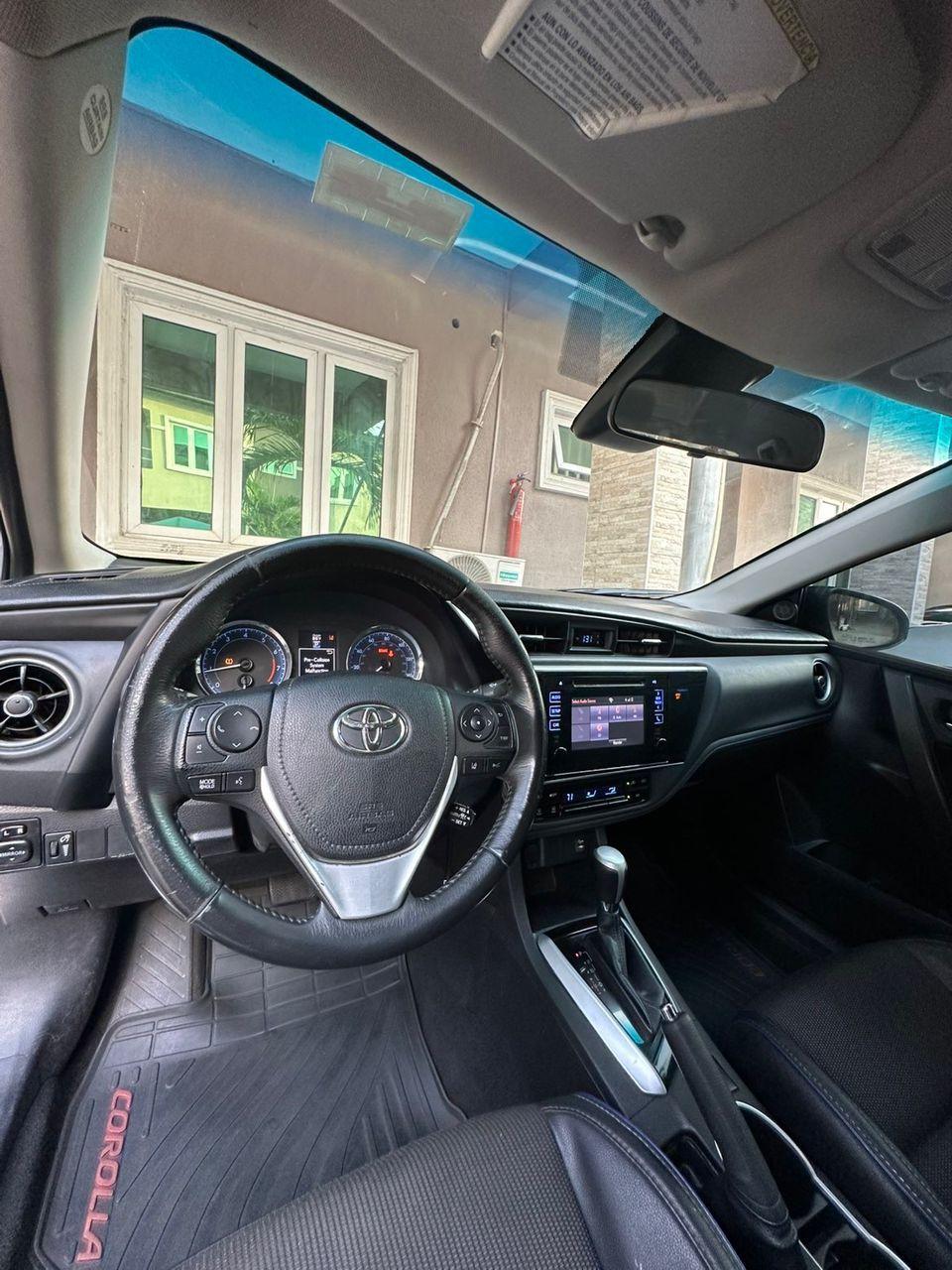 A picture of 2018 corolla