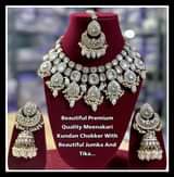 A picture of Meenakari Kundan
