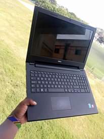 A picture of Dell laptop